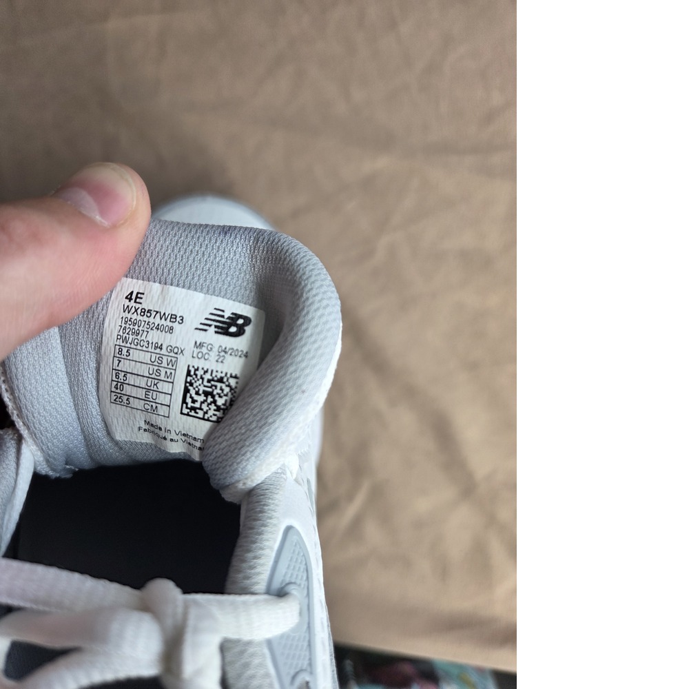 Women's New Balance 857 White Wide Width 4E Mom Sneaker Size 8.5 - Picture 7 of 13
